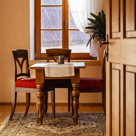 イン Gaestehaus Goldener Stern *