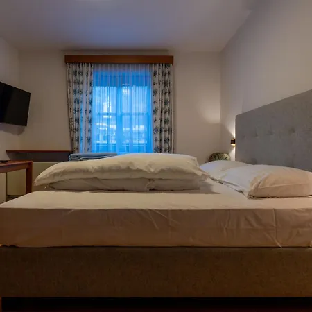 Gaestehaus Goldener Stern * Lienz