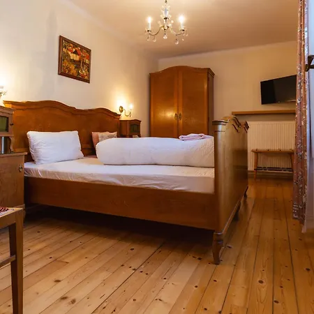 Zajazd Gaestehaus Goldener Stern Lienz