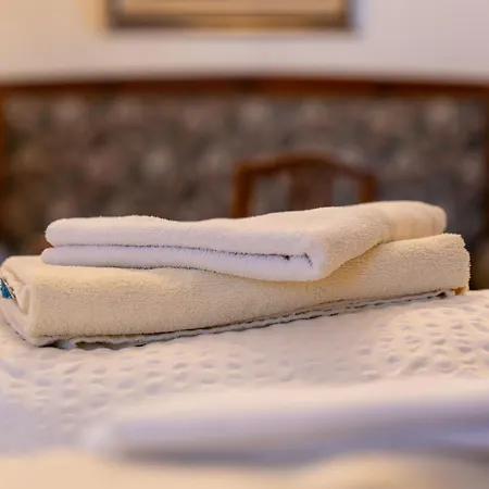 Han/Misafirhane Gaestehaus Goldener Stern *