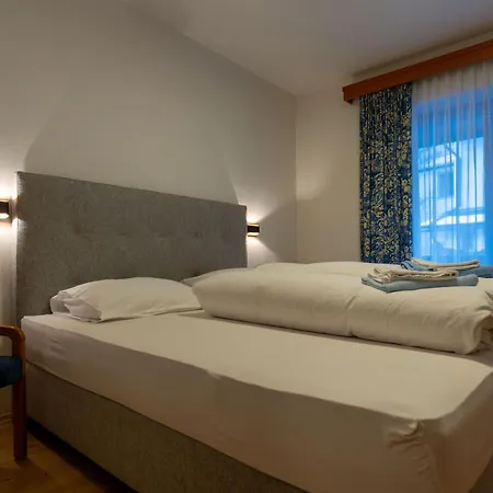 Gaestehaus Goldener Stern * Lienz